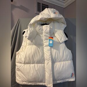 Aldi Gear White Puffer Vest with Detachable Hood, NWT
